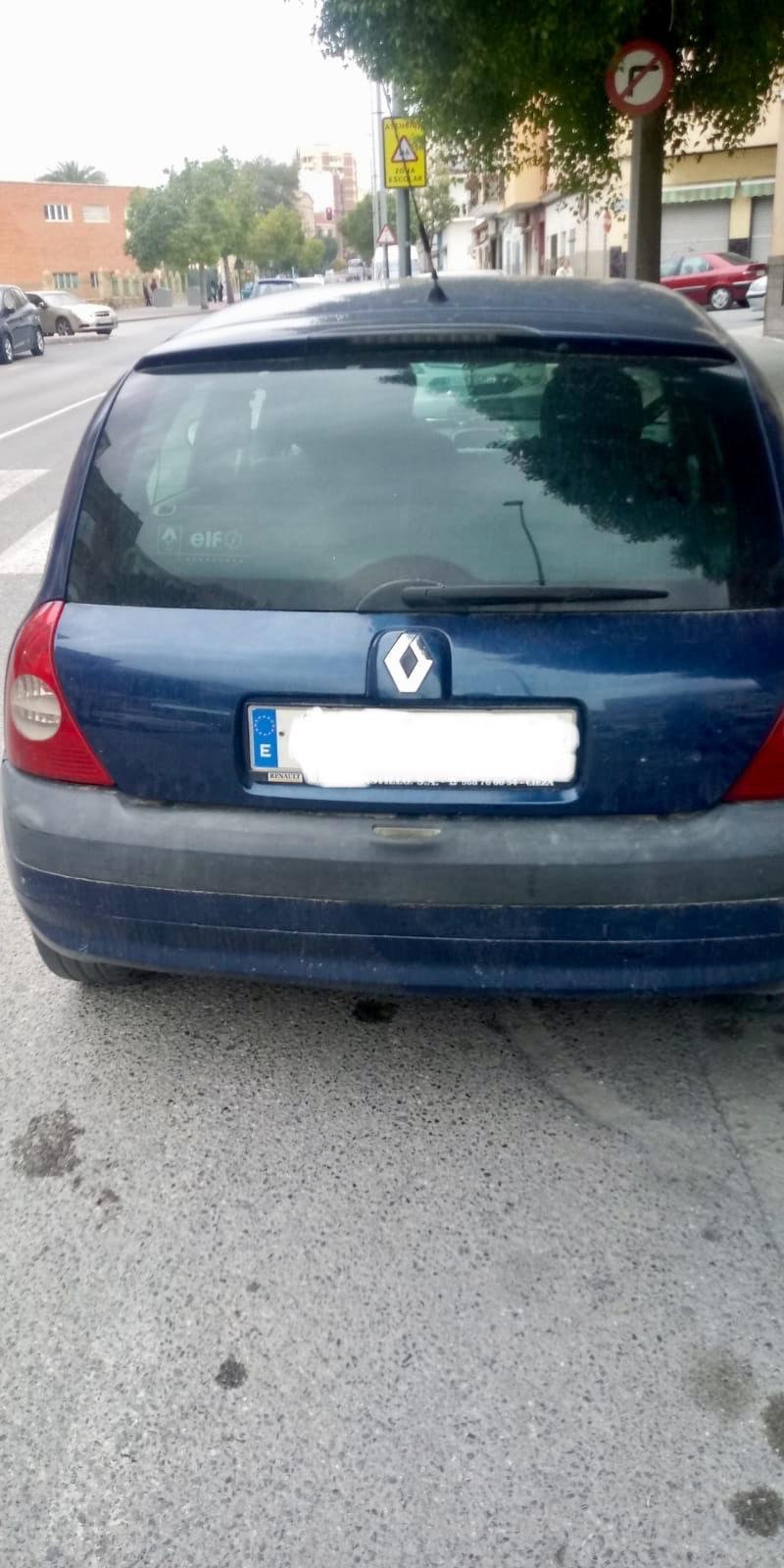 Vehículo que conducía el detenido.jpg